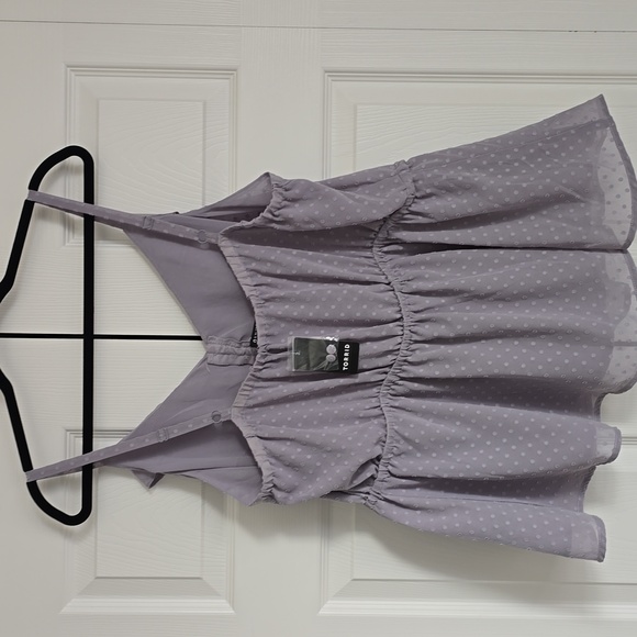 Lavender Ruffle Sleeveless Top - Picture 3 of 5
